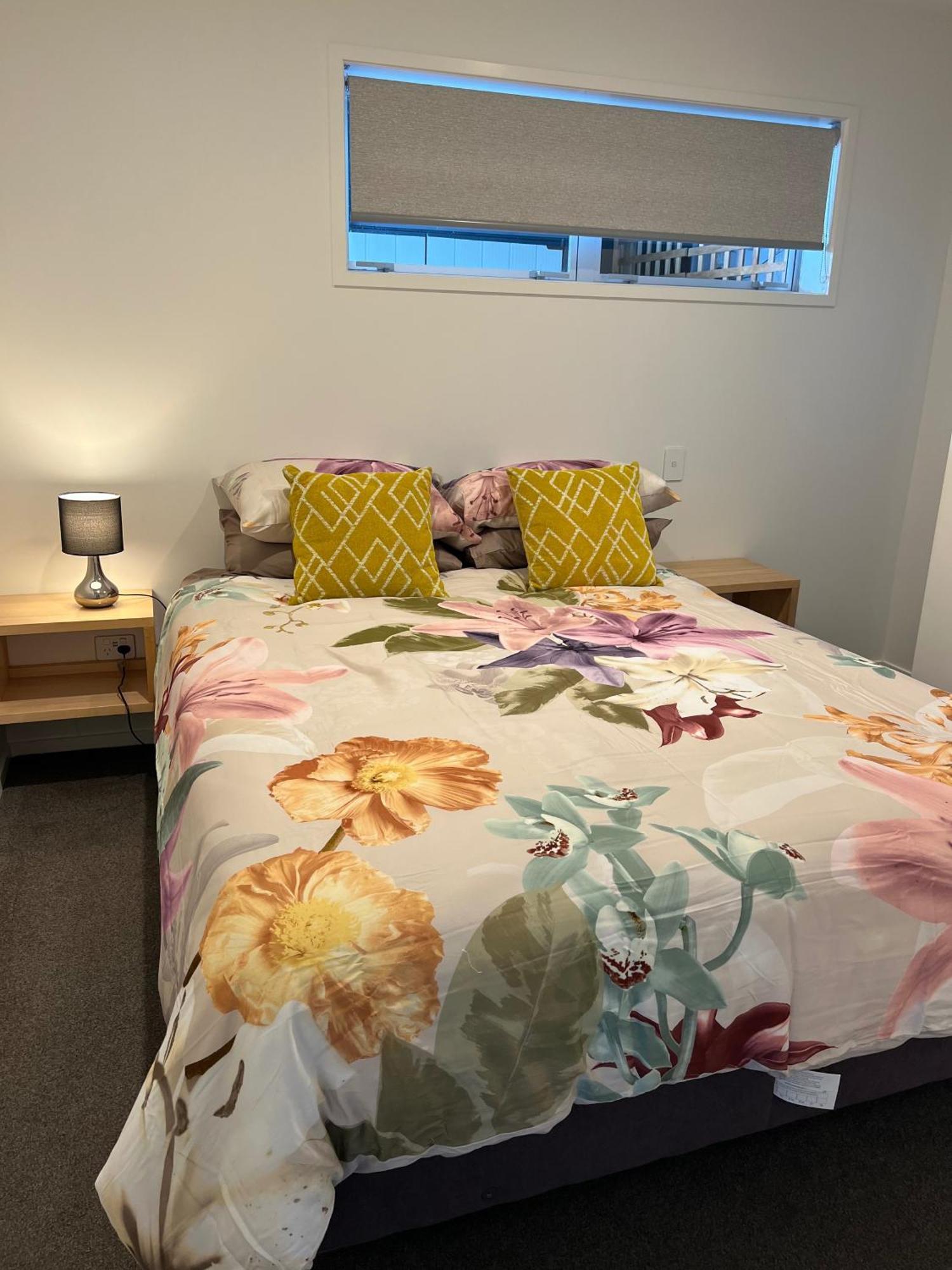 Russell Apartment - Unit 1 מראה חיצוני תמונה